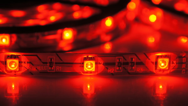 1m ~ 10m IP65 LED Strips RGB gegen Spritzwasser für Innen und Außen Komplettset
