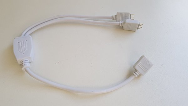 Verbinder Y Adapter 1:2 Verbinder mit 20cm Verbindungskabel anschlussfertig